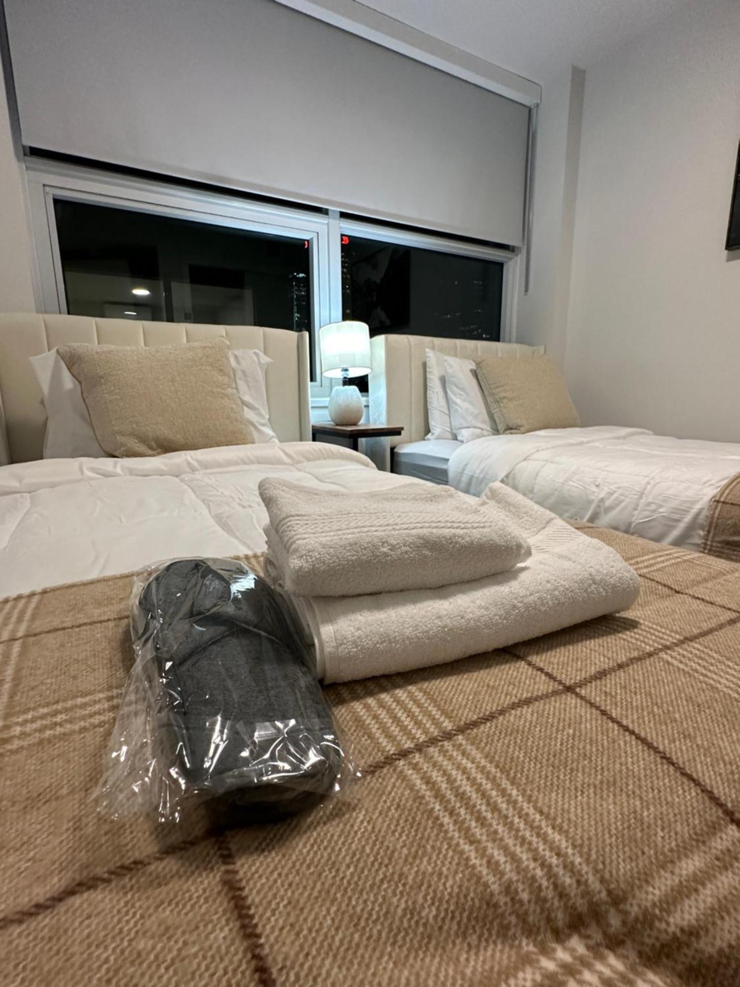 Downtown Center Silverstone Tower I And II Long-Term Booking Only Your Second Home In Vancouver Esterno foto