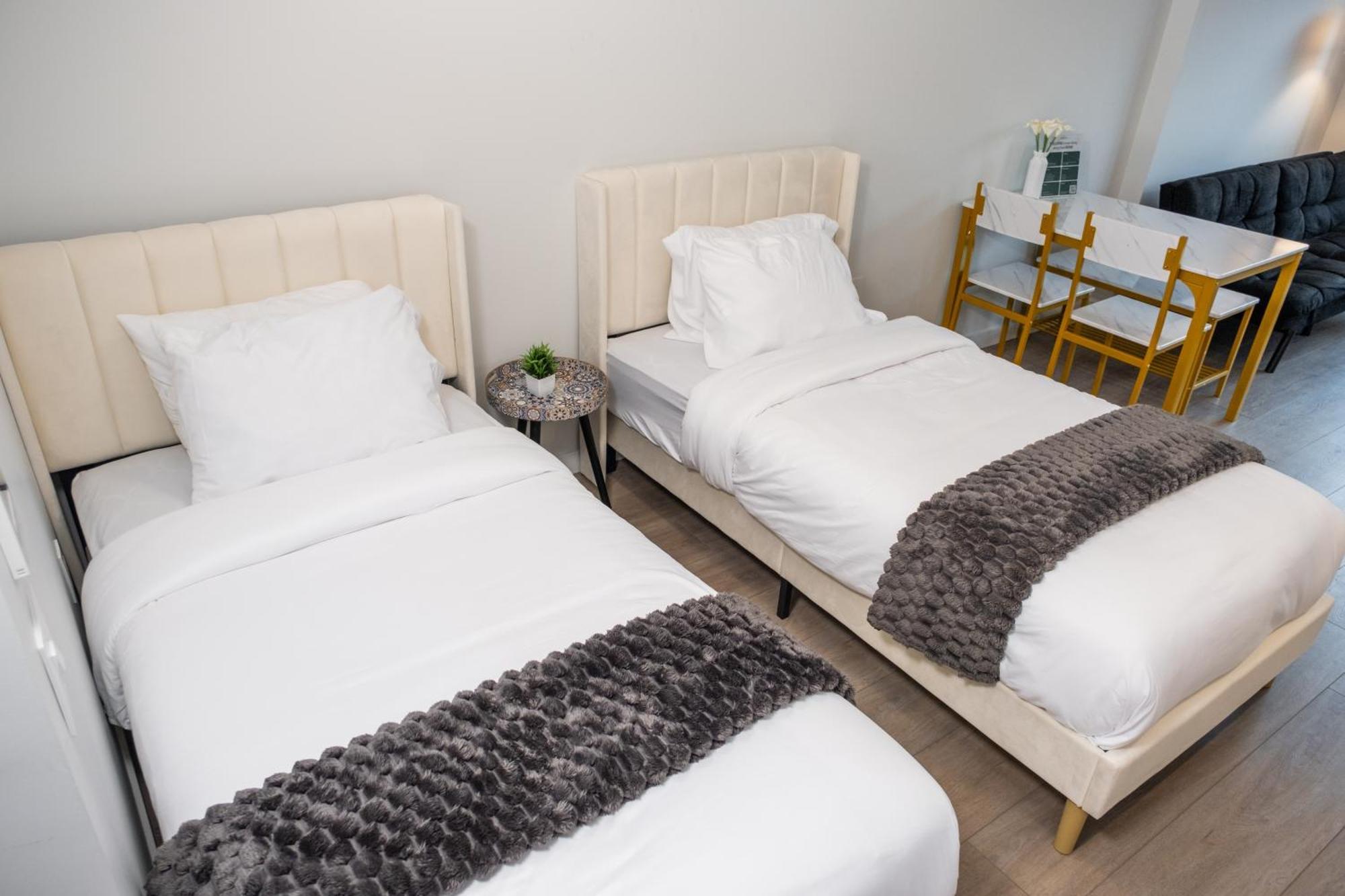 Downtown Center Silverstone Tower I And II Long-Term Booking Only Your Second Home In Vancouver Esterno foto