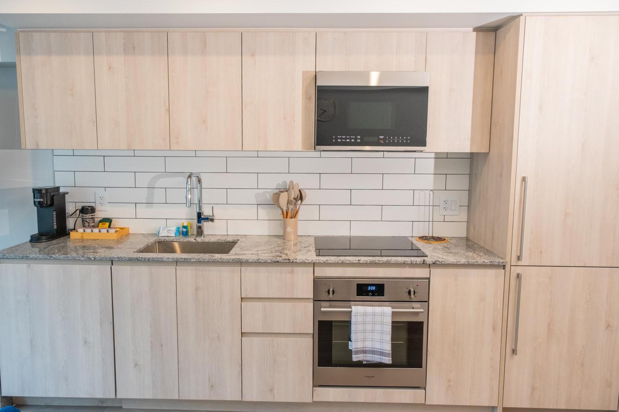 Downtown Center Silverstone Tower I And II Long-Term Booking Only Your Second Home In Vancouver Esterno foto