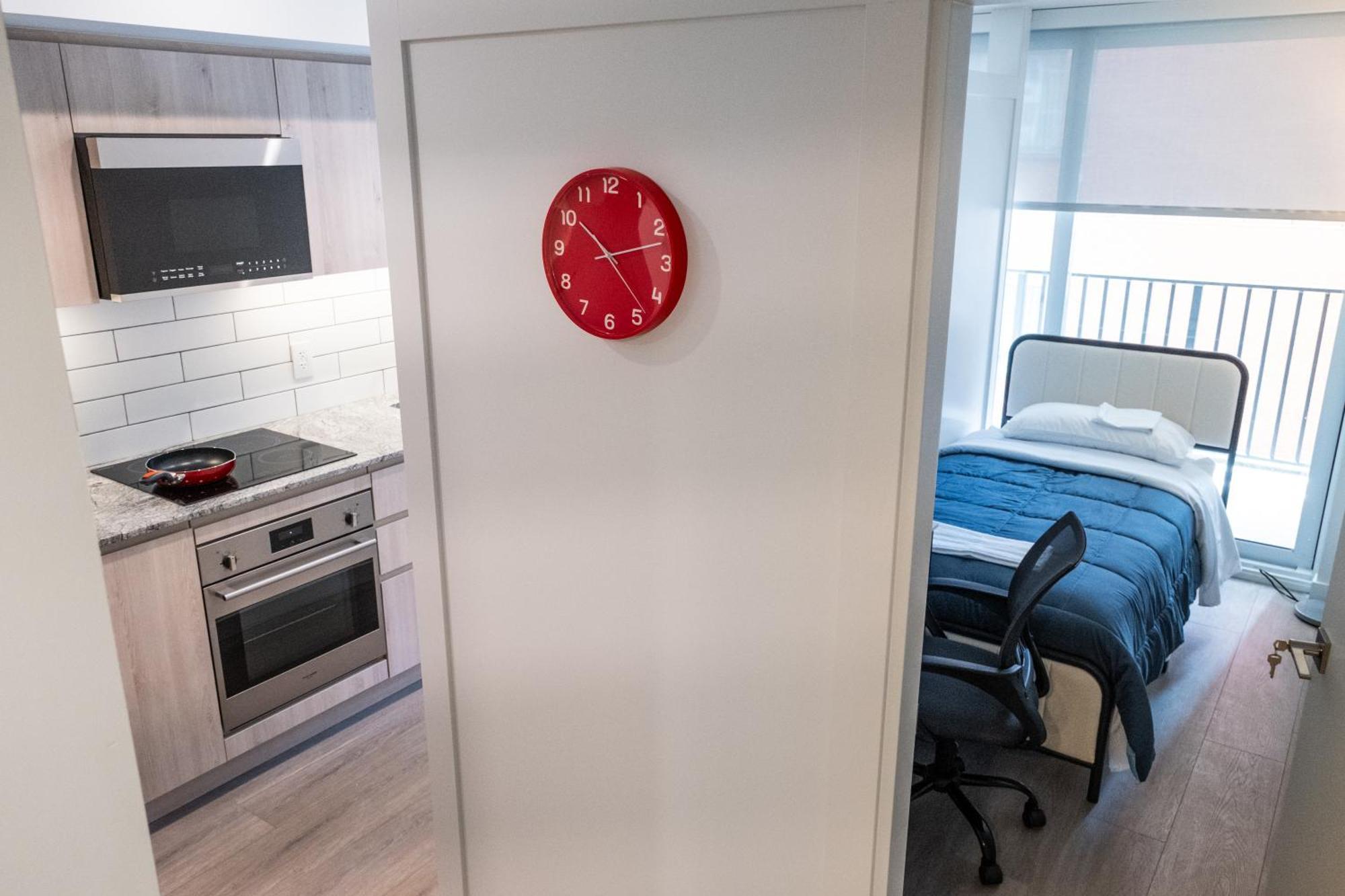 Downtown Center Silverstone Tower I And II Long-Term Booking Only Your Second Home In Vancouver Esterno foto