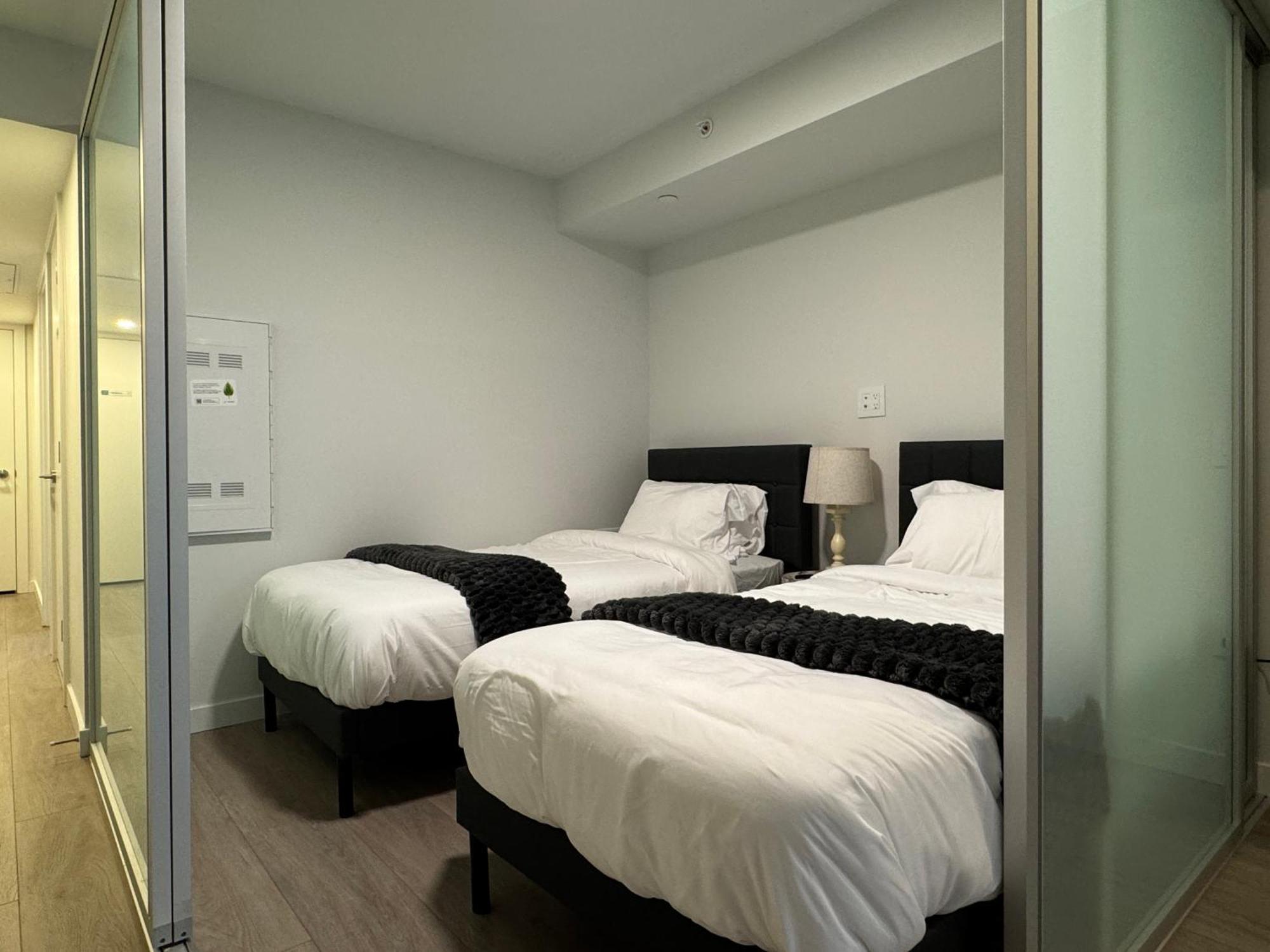 Downtown Center Silverstone Tower I And II Long-Term Booking Only Your Second Home In Vancouver Esterno foto