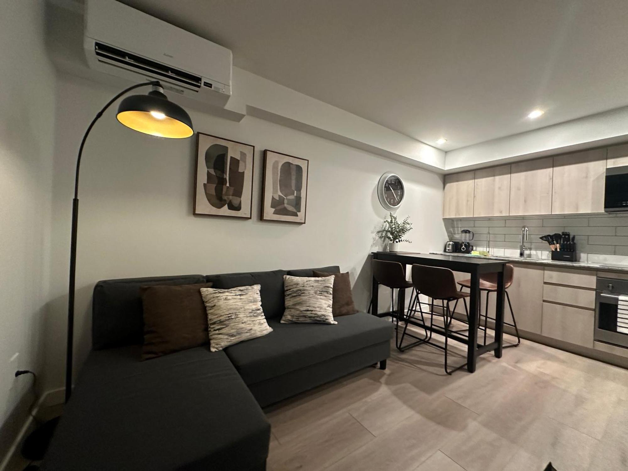 Downtown Center Silverstone Tower I And II Long-Term Booking Only Your Second Home In Vancouver Esterno foto
